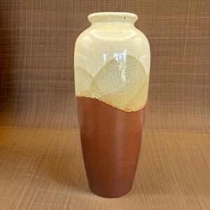 Satuki Japan Rust Cream Beige 9 inch Ceramic Vase Original Sticker